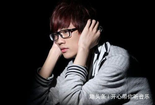 王大锤爆料许嵩视频,许嵩幕后视频曝光，独家幕后花絮大公开