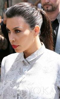 长发半马尾明星