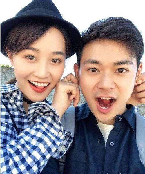 明星小情侣,爱情故事引粉丝热议