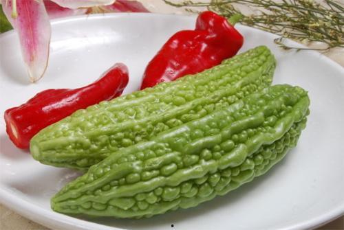 吊瓜很苦可以吃不,食之有益——探寻吊瓜的独特魅力
