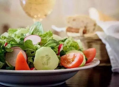 吃瓜能去内热湿气吗,祛湿气，夏日养生新选择